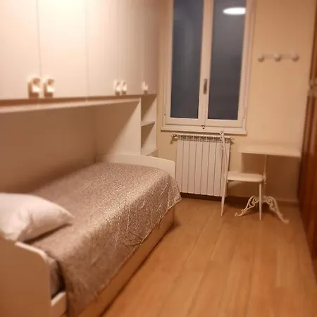 Piazza Pitti View Apartament